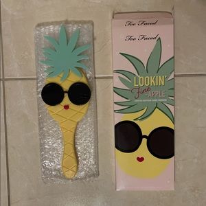 Too Faced Limited Edition Fineapple Hand Mirror